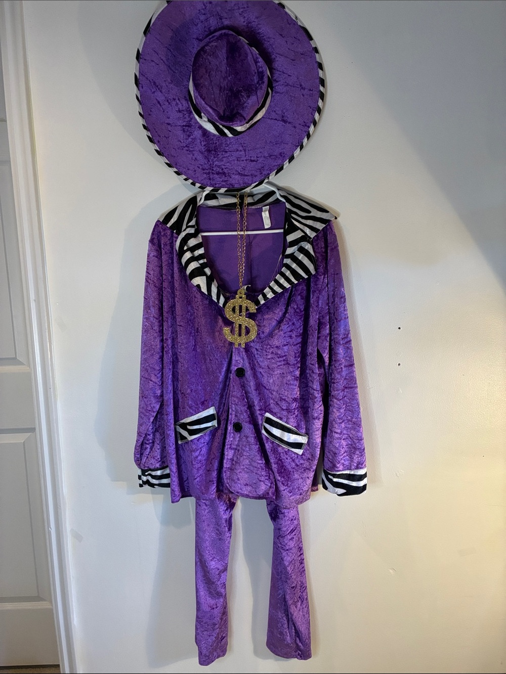 Adult mens Sugar Daddy Halloween costume purple and zebra print velvet size M/L